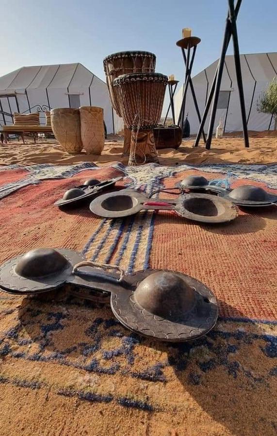 Hotel Blue Sky Luxury Camp Merzouga Exterior foto